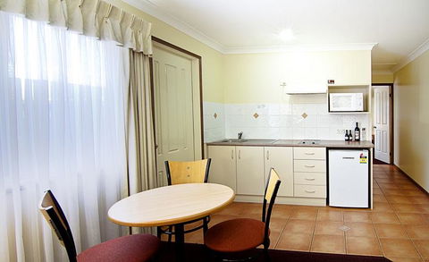 Riviera On Ruthven - Sunshine Coast Tourism 23