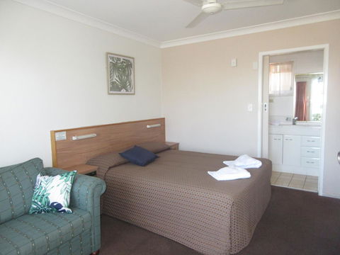 Riviera On Ruthven - Sunshine Coast Tourism 9