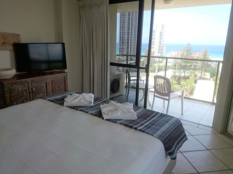 Surfers Hawaiian Holiday Apartments - Sunshine Coast Tourism 27