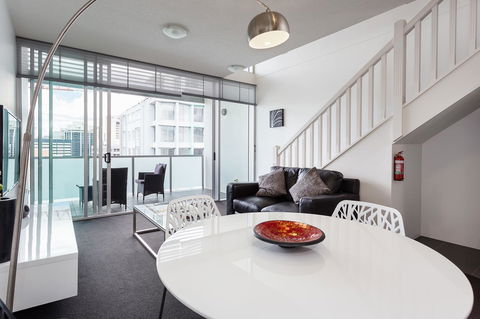 Oxygen Apartments - Sunshine Coast Tourism 13