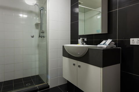 Oxygen Apartments - Sunshine Coast Tourism 5