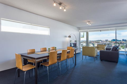 Oxygen Apartments - Sunshine Coast Tourism 6