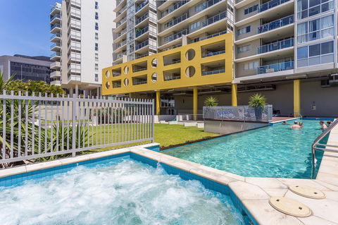 Oxygen Apartments - Sunshine Coast Tourism 8