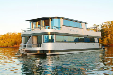 Coomera Houseboats - Sunshine Coast Tourism 0