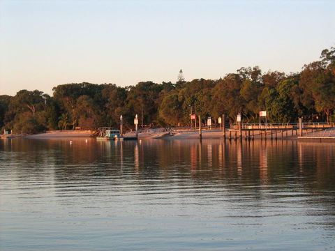 Coomera Houseboats - Sunshine Coast Tourism 2