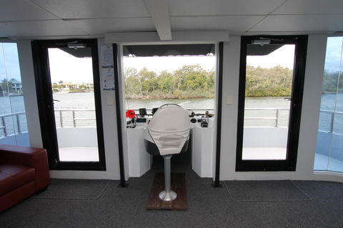 Coomera Houseboats - Sunshine Coast Tourism 21