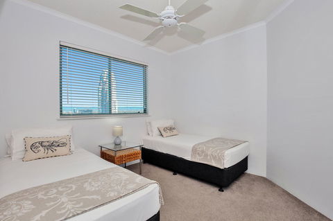 The Waterford On Main Beach - Holiday Sunshine Coast 28