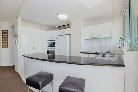 The Waterford On Main Beach - Holiday Sunshine Coast 17