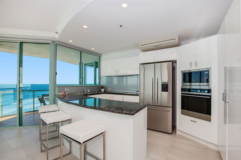 The Waterford On Main Beach - Holiday Sunshine Coast 24