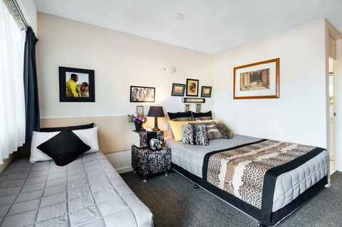 Airport Riverview Motel - Holiday Sunshine Coast 19