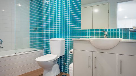 Swell Resort Burleigh Heads - Sunshine Coast Tourism 39