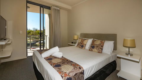 Swell Resort Burleigh Heads - Sunshine Coast Tourism 34