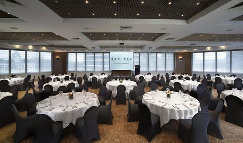 Sofitel Gold Coast Broadbeach - Holiday Sunshine Coast 28