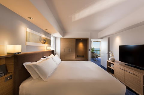 Sofitel Gold Coast Broadbeach - Holiday Sunshine Coast 5