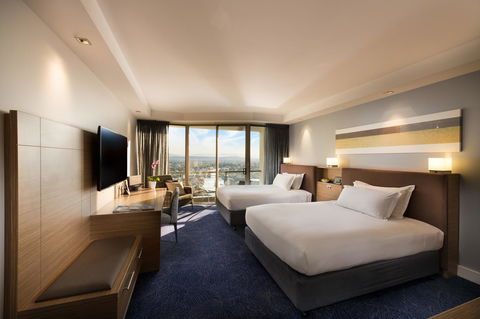 Sofitel Gold Coast Broadbeach - Holiday Sunshine Coast 6