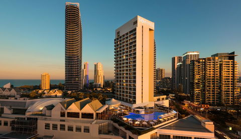 Sofitel Gold Coast Broadbeach - Holiday Sunshine Coast 11