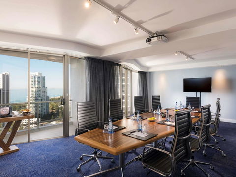 Sofitel Gold Coast Broadbeach - Holiday Sunshine Coast 42
