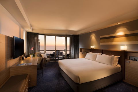 Sofitel Gold Coast Broadbeach - Holiday Sunshine Coast 18