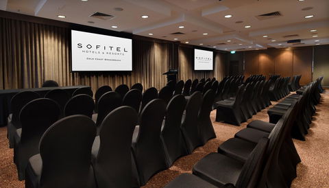 Sofitel Gold Coast Broadbeach - Holiday Sunshine Coast 29