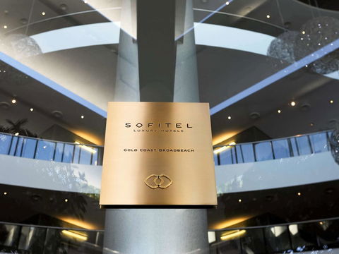 Sofitel Gold Coast Broadbeach - Holiday Sunshine Coast 12