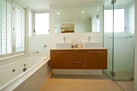 Lanai Riverside Apartments - Sunshine Coast Tourism 39