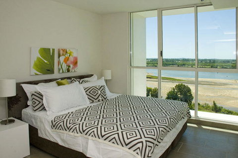 Lanai Riverside Apartments - Sunshine Coast Tourism 22