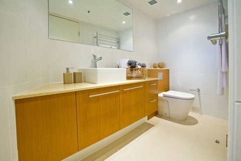 Lanai Riverside Apartments - Sunshine Coast Tourism 26