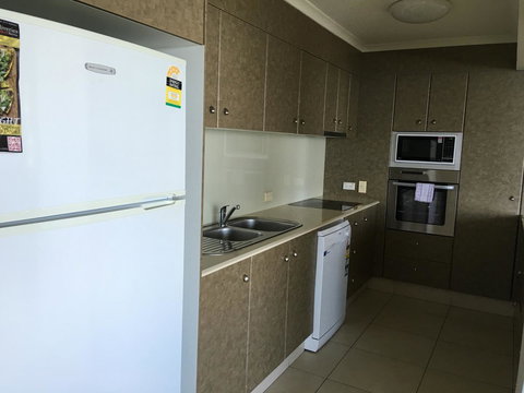 The Penthouses Apartments - Sunshine Coast Tourism 36