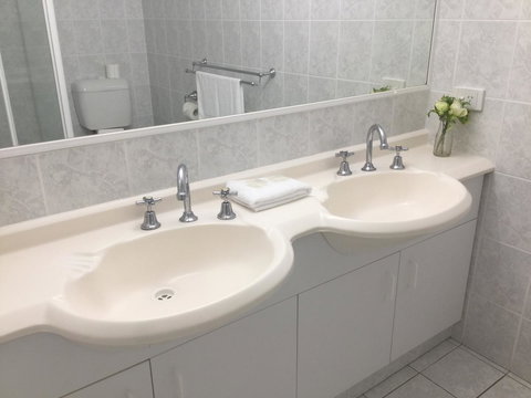 The Penthouses Apartments - Sunshine Coast Tourism 35