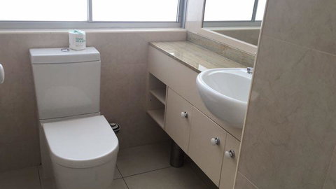 The Penthouses Apartments - Sunshine Coast Tourism 11