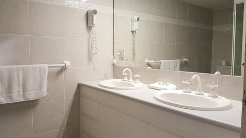 The Penthouses Apartments - Sunshine Coast Tourism 30