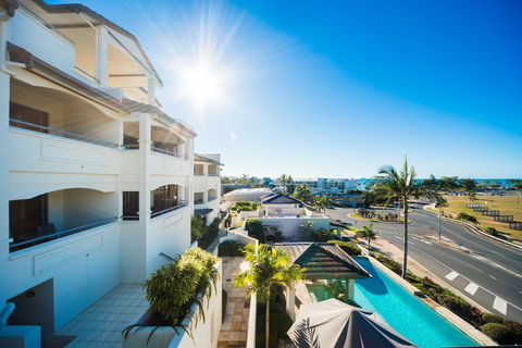 Portside Whitsunday Luxury Holiday Apartments - Sunshine Coast Tourism 2