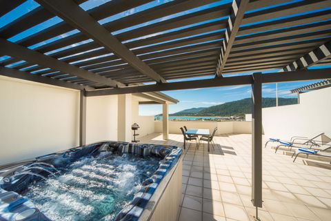 Portside Whitsunday Luxury Holiday Apartments - Sunshine Coast Tourism 9