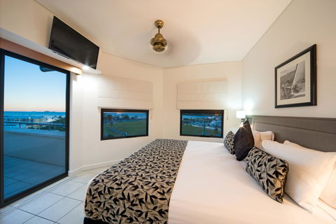 Portside Whitsunday Luxury Holiday Apartments - Sunshine Coast Tourism 23