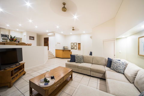 Portside Whitsunday Luxury Holiday Apartments - Sunshine Coast Tourism 26
