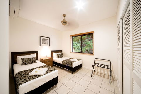 Portside Whitsunday Luxury Holiday Apartments - Sunshine Coast Tourism 21