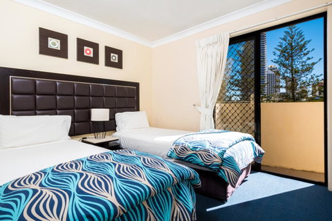 Island Beach Resort - Sunshine Coast Tourism 7