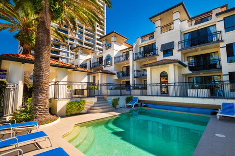Island Beach Resort - Sunshine Coast Tourism 0