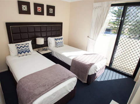 Island Beach Resort - Sunshine Coast Tourism 23