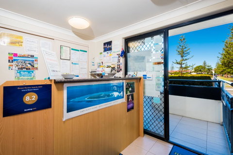 Island Beach Resort - Sunshine Coast Tourism 5