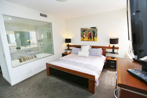 Dune On The Beach - Holiday Sunshine Coast 1