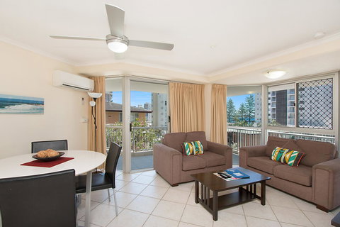 Rainbow Bay Resort Holiday Apartments - Sunshine Coast Tourism 11