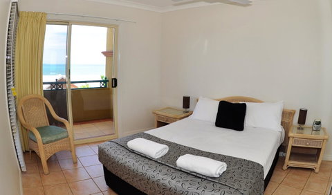 Toscana Village Resort - Sunshine Coast Tourism 37