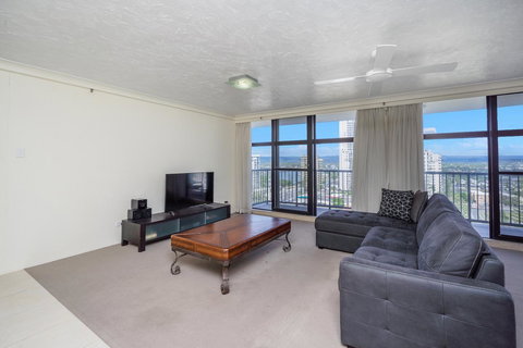 Surfers Aquarius On The Beach - Sunshine Coast Tourism 42