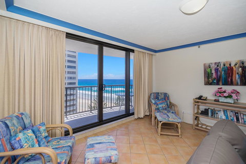 Surfers Aquarius On The Beach - Sunshine Coast Tourism 33