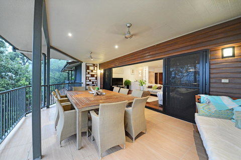 Paddons - Sunshine Coast Tourism 10