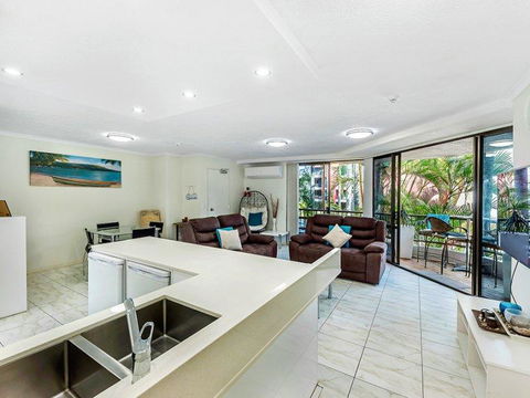 Enderley Gardens Resort - Sunshine Coast Tourism 1
