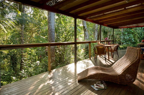 Sharlynn By The River - Holiday Sunshine Coast 3