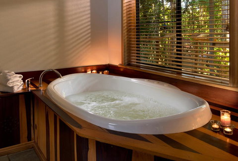 Sharlynn By The River - Holiday Sunshine Coast 4