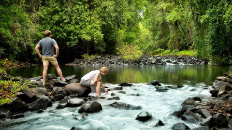 Sharlynn By The River - Holiday Sunshine Coast 6